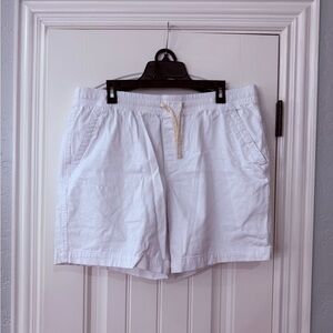 White shorts for men